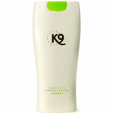 Szampon z aloesem koncentrat Aloe Vera    Shampoo 300ml K9