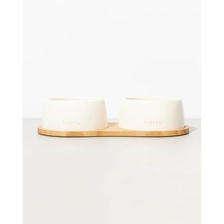Zestaw małych ceramicznych misek na       bambusowej tacy BERTY