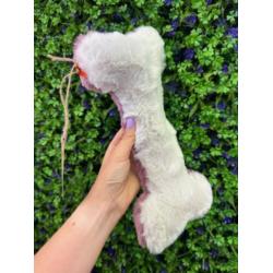Zabawka z piszczałką miękka               beżowo-różowa kostka 30 cm WOOLIE WHILLIE