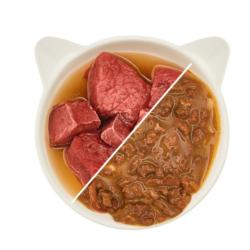 Kawałki wołowiny w sosie 85 g WOW CAT